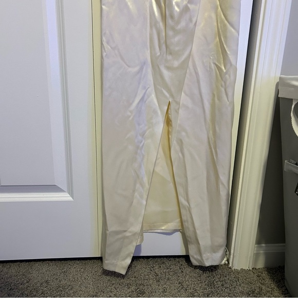 Alyce Design White Spaghetti Strap Open Back Simple Wedding/Prom/Event Dress - Picture 5 of 9